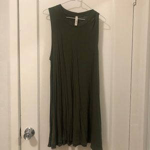 Green sleeveless t shirt dress